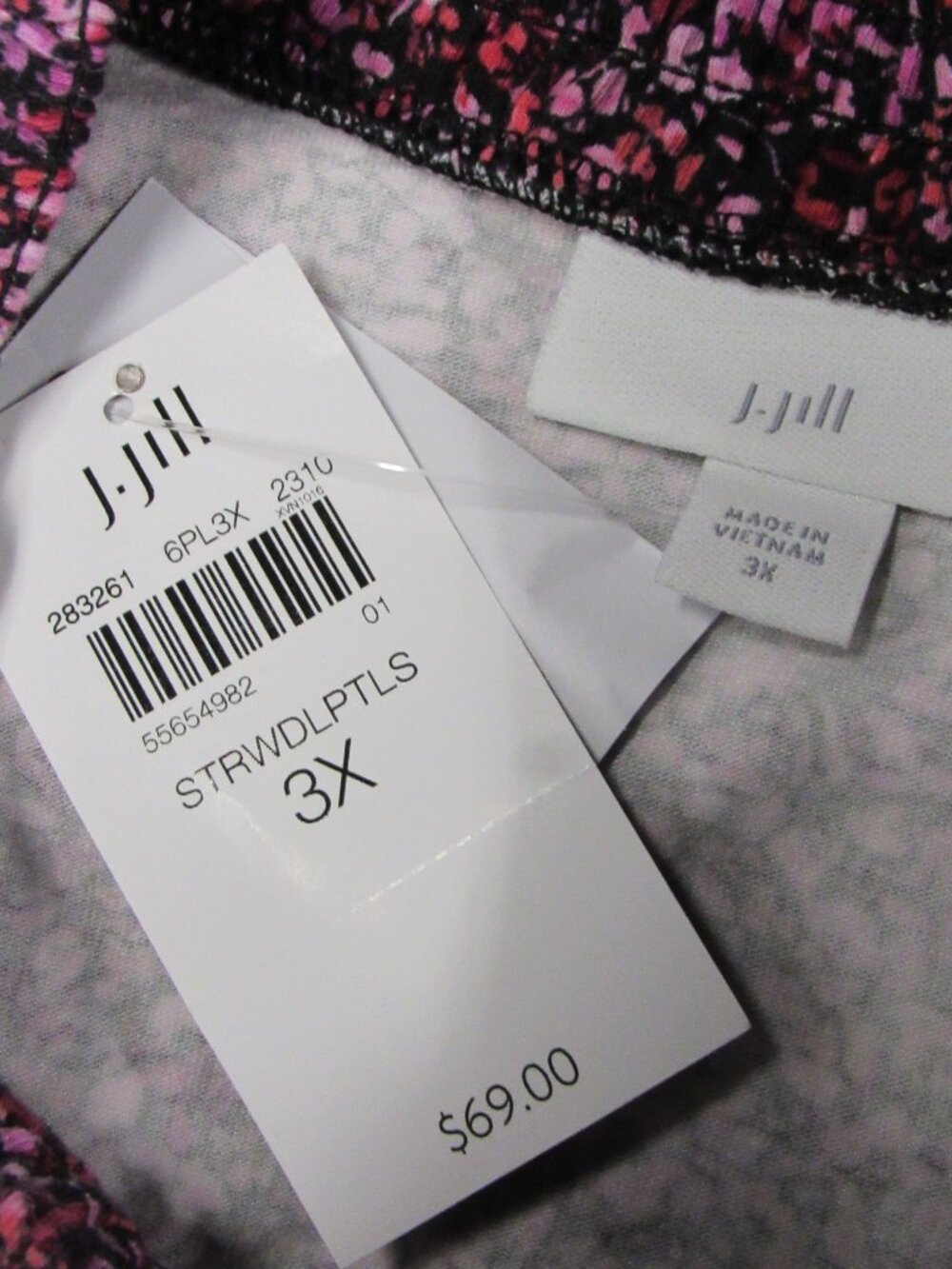 NWT J Jill Smocked Keyhole Mock Neck Blouse Top 3X Strawberry Pink Floral Print - Picture 3 of 4